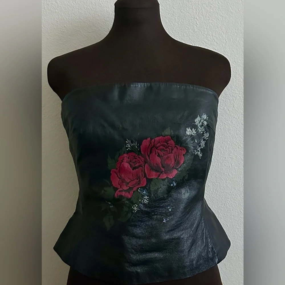 Newport News Strapless Leather Corset/Boudice - Black with Red Floral Design - Picture 1 of 8